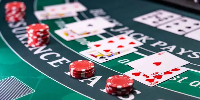 Cách đặt cược trong luật chơi Blackjack và chiến lược chơi hiệu quả